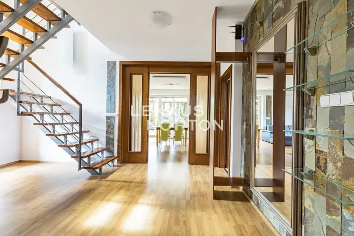 Pronájem rodinného domu, Statenice, Keltská, 280 m2