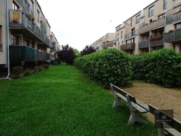 Prodej bytu 2+kk, Rudná, Obchodní, 42 m2