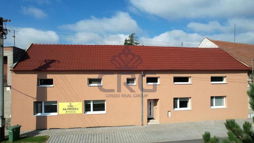 Prodej rodinného domu, Vážany, 320 m2