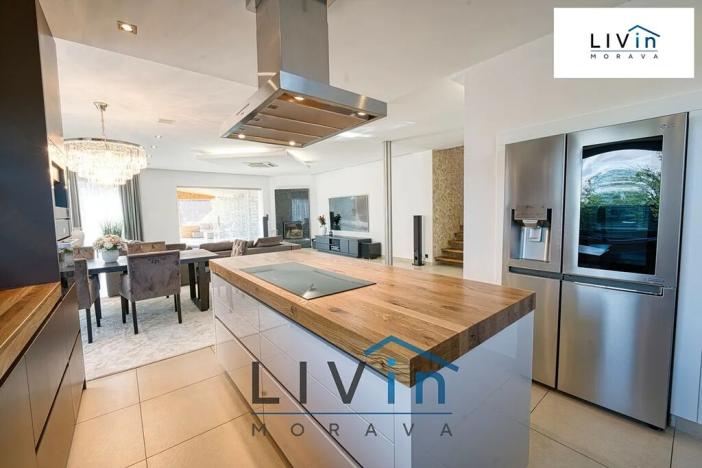 Prodej rodinného domu, Šternberk, Vinný vrch, 300 m2