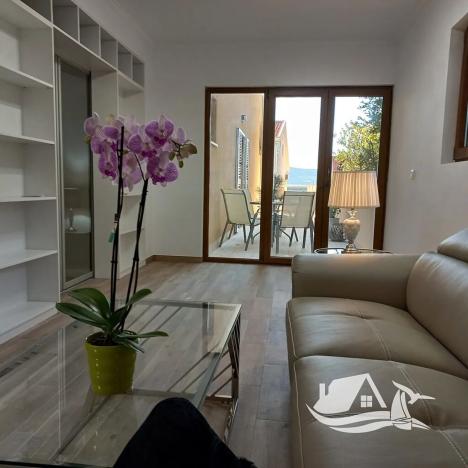 Prodej bytu 3+kk, Tivat, Černá Hora, 58 m2