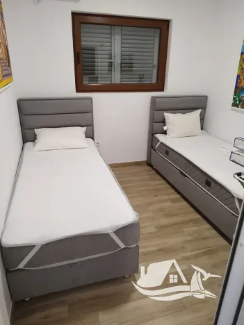 Prodej bytu 3+kk, Tivat, Černá Hora, 58 m2