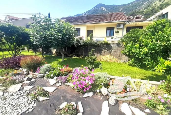 Prodej rodinného domu, Prčanj, Černá Hora, 70 m2