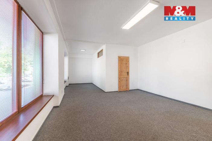 Pronájem obchodního prostoru, Otrokovice - Kvítkovice, tř. Osvobození, 53 m2