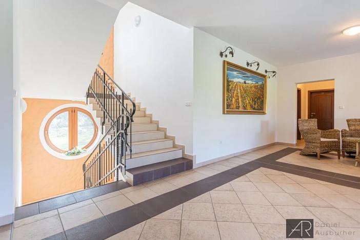 Prodej ubytování, Hovorany, 885 m2