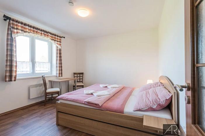 Prodej ubytování, Hovorany, 885 m2