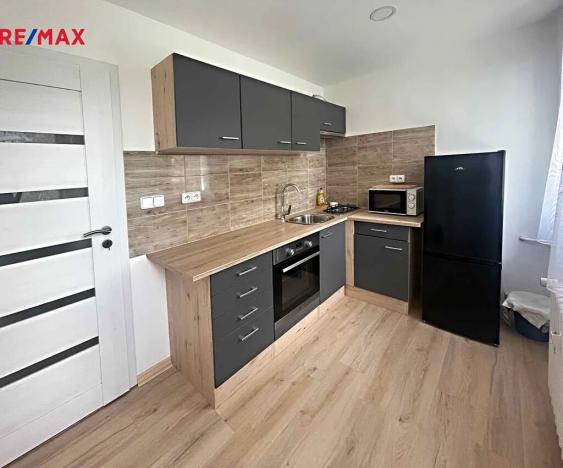 Pronájem bytu 1+1, Kolín, Dělnická, 32 m2