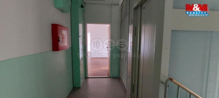 Prodej bytu 3+1, Klášterec nad Ohří, Na Vyhlídce, 65 m2