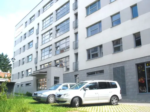Pronájem bytu 1+kk, Zlín, Březnická, 36 m2