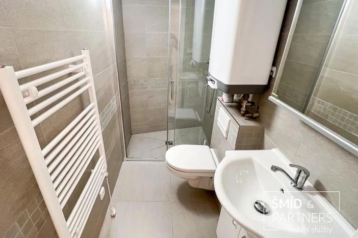 Prodej obchodního prostoru, Poděbrady, Hakenova, 40 m2