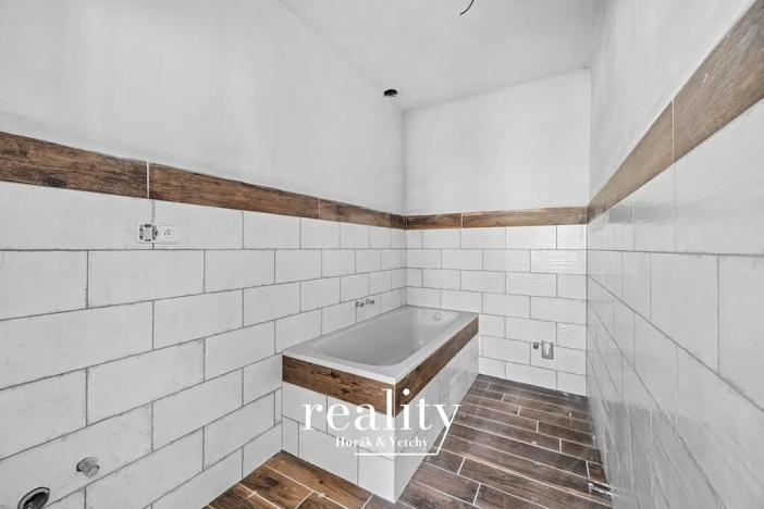 Prodej zemědělské usedlosti, Báňovice, 80 m2