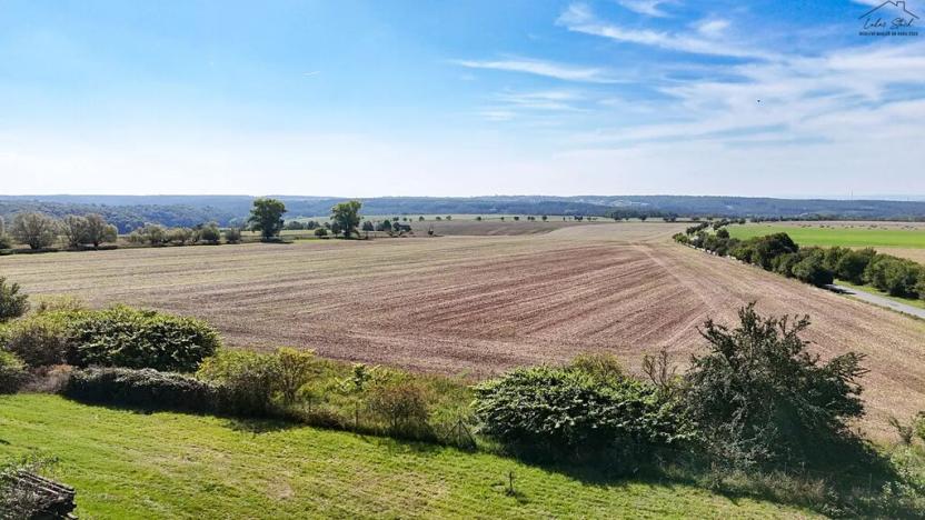 Prodej komerčního pozemku, Střemy, 7651 m2