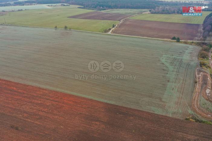 Prodej pole, Tlučná, 299 m2