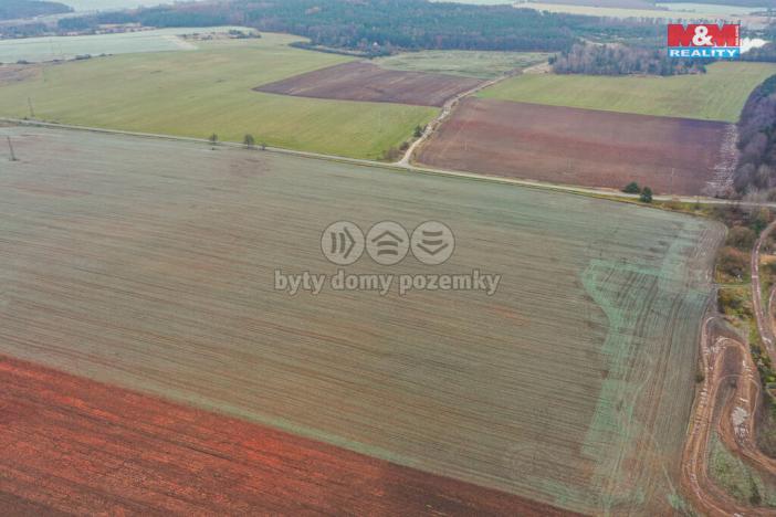 Prodej pole, Tlučná, 299 m2