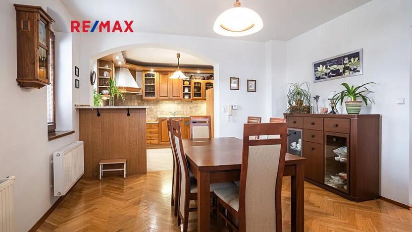 Prodej rodinného domu, Cvikov, Komenského, 298 m2