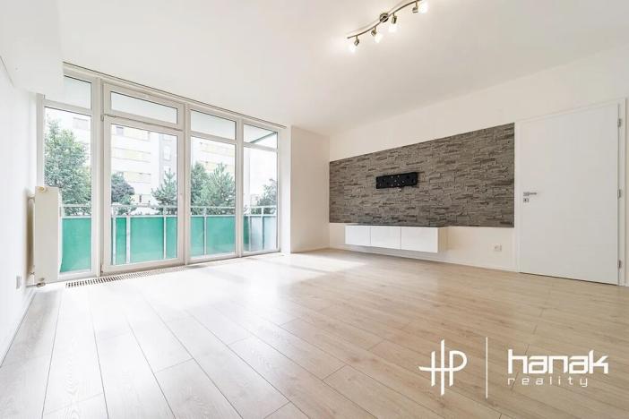 Pronájem bytu 2+kk, Olomouc, gen. Píky, 56 m2