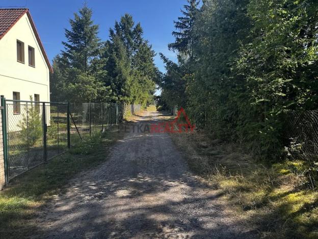 Prodej pozemku pro bydlení, Malá Hraštice, 853 m2