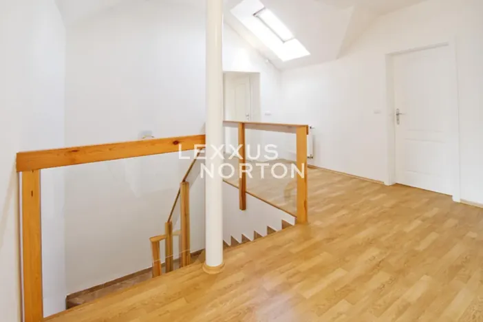 Pronájem vily, Průhonice, Pod Valem II., 260 m2