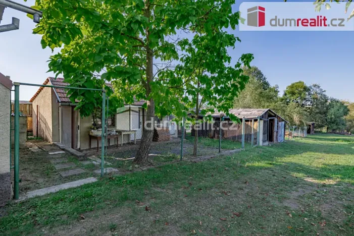 Prodej rodinného domu, Vroutek, Nádražní, 280 m2