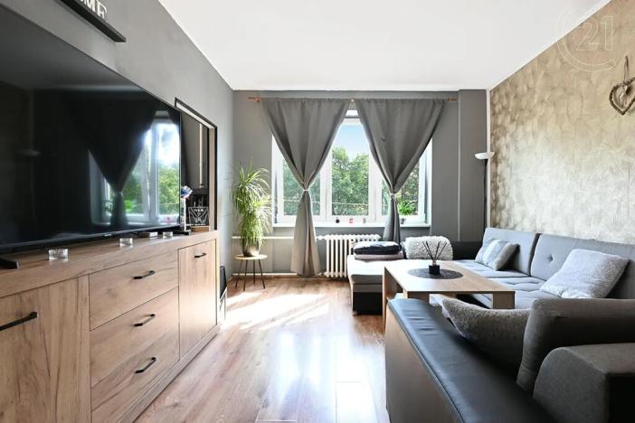 Prodej bytu 2+1, Štětí, Školní, 56 m2