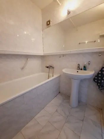 Prodej bytu 4+1, Praha - Troja, Mazurská, 92 m2