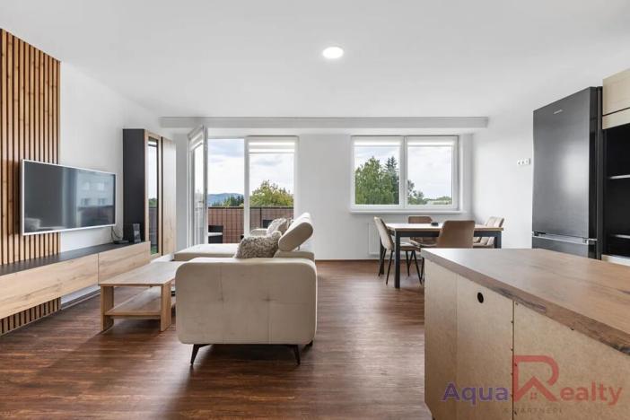 Prodej bytu 4+kk, Karlovy Vary, Dubová, 99 m2