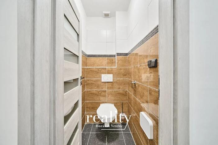 Prodej bytu 2+kk, Dešná, 49 m2