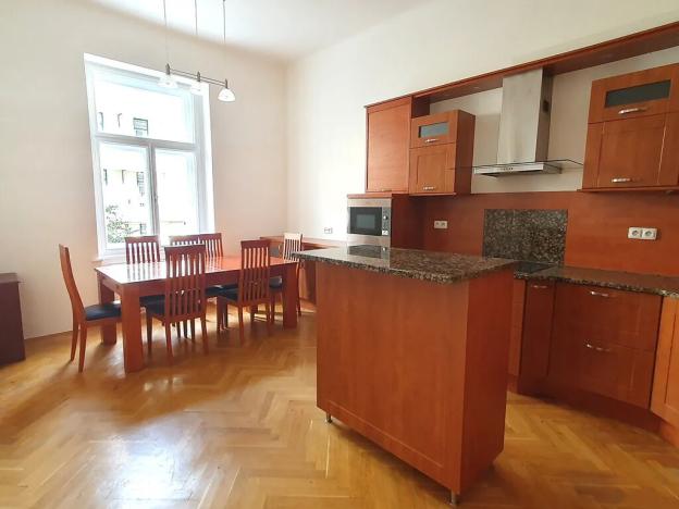 Pronájem bytu 3+1, Praha - Vinohrady, Italská, 112 m2