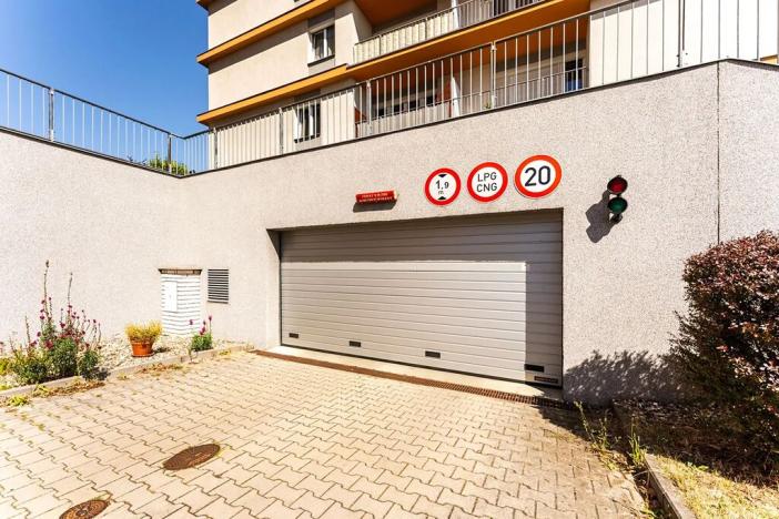 Prodej bytu 1+kk, Praha - Stodůlky, Na Výrovně, 39 m2