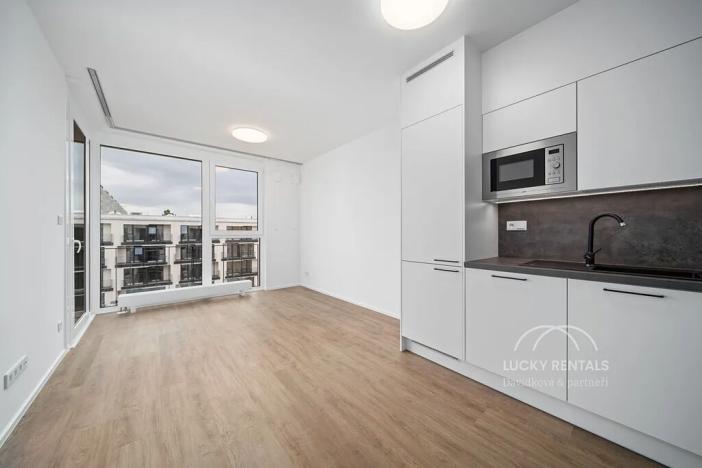 Pronájem bytu 1+kk, Praha - Chodov, Líbalova, 30 m2