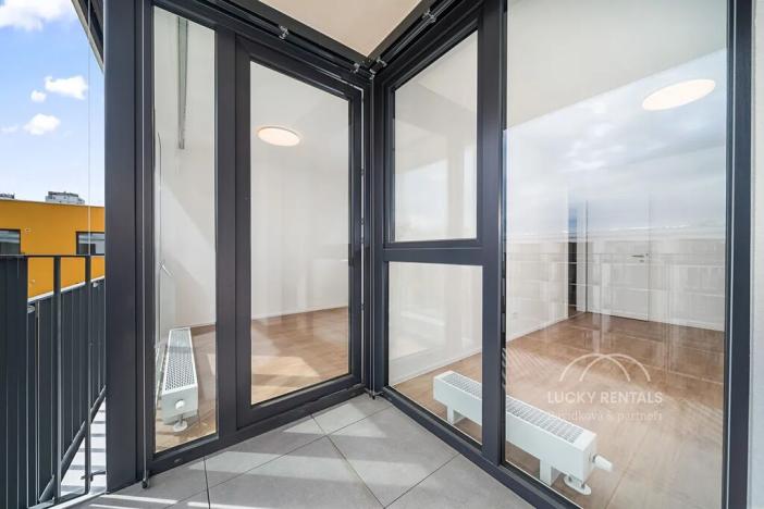 Pronájem bytu 1+kk, Praha - Chodov, Líbalova, 30 m2