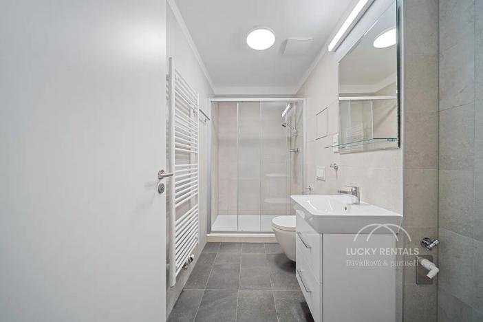 Pronájem bytu 1+kk, Praha - Chodov, Líbalova, 32 m2