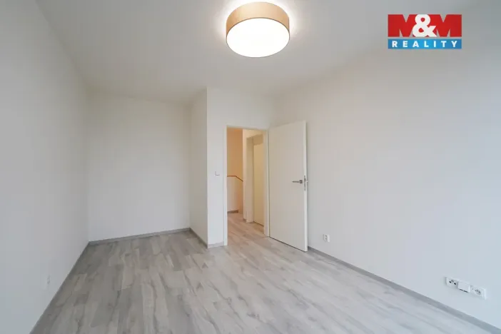 Prodej rodinného domu, Plzeň - Radobyčice, Řadová, 139 m2