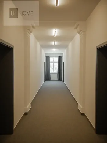 Pronájem bytu 2+kk, Karlovy Vary, 36 m2