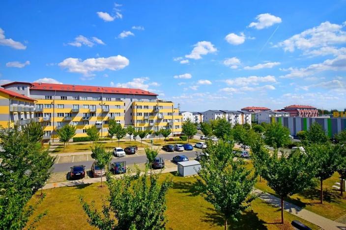 Pronájem bytu 1+kk, Kladno, Jaroslava Holečka, 37 m2