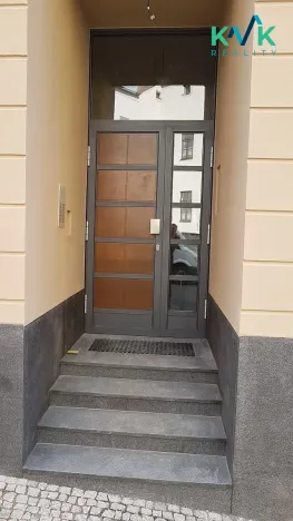 Pronájem bytu 1+kk, Karlovy Vary, Krále Jiřího, 22 m2