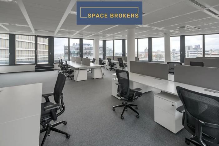 Pronájem kanceláře, Praha - Nusle, Pikrtova, 596 m2