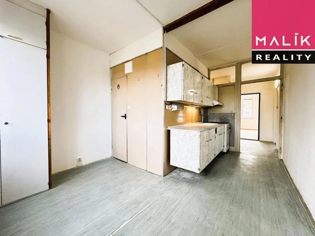 Prodej bytu 4+1, Karlovy Vary, Krušnohorská, 84 m2