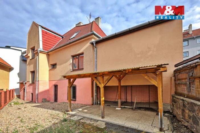 Prodej rodinného domu, Třebíč - Stařečka, Sucheniova, 190 m2