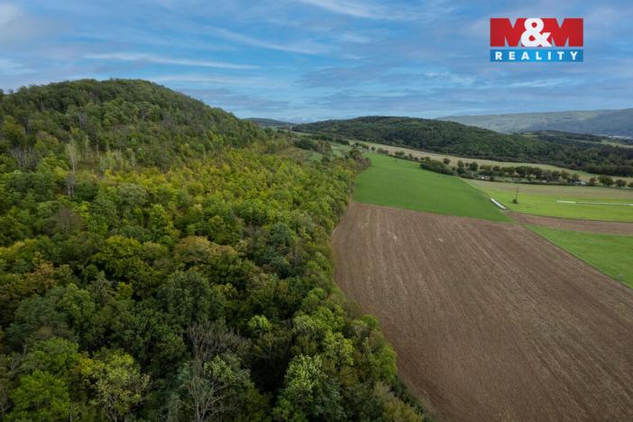 Prodej zahrady, Karlštejn, 1508 m2