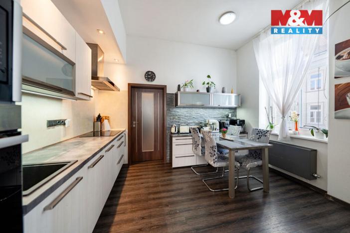 Prodej bytu 2+1, Znojmo, Rudoleckého, 87 m2