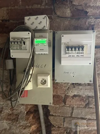 Prodej komerční nemovitosti, Broumov, Klášterní, 90 m2