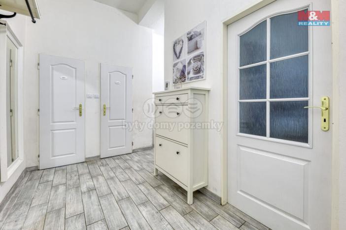 Prodej rodinného domu, Zahrádka, 300 m2