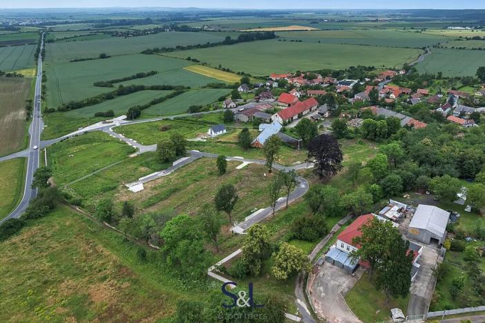 Prodej komerčního pozemku, Podhořany u Ronova, 21276 m2
