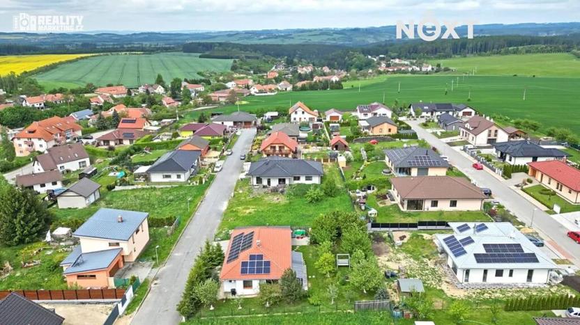 Prodej pozemku pro bydlení, Lipovec, 738 m2