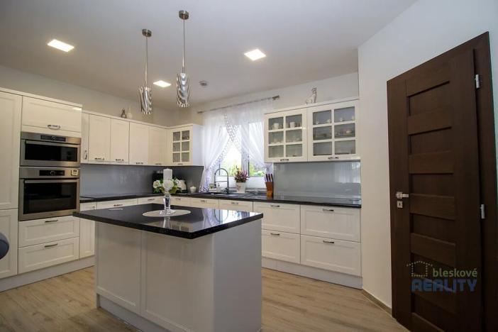 Prodej rodinného domu, Horoušany, Sportovní, 163 m2