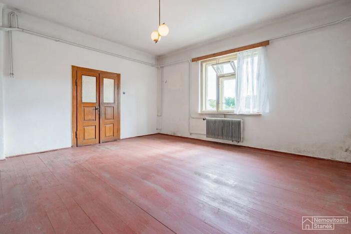 Prodej rodinného domu, Štěkeň, Kestřanská, 250 m2