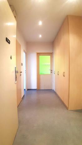 Pronájem bytu 2+1, Praha - Malešice, Počernická, 55 m2