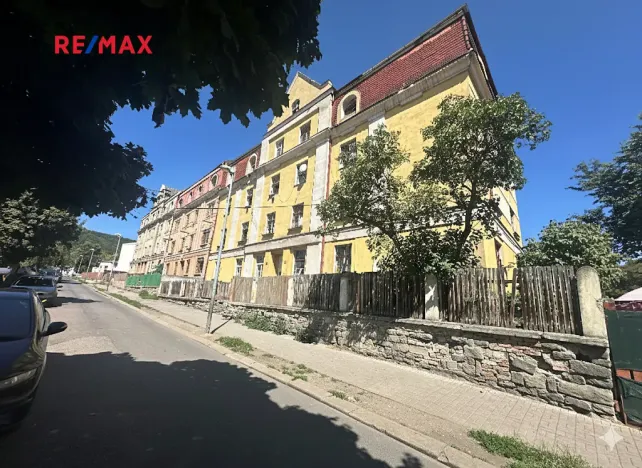 Prodej činžovního domu, Ústí nad Labem, U Jeslí, 972 m2