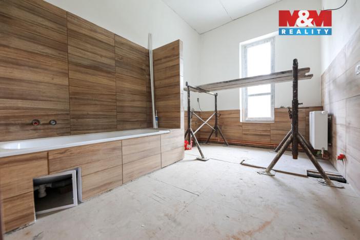 Prodej výrobních prostor, Černošín, 1100 m2